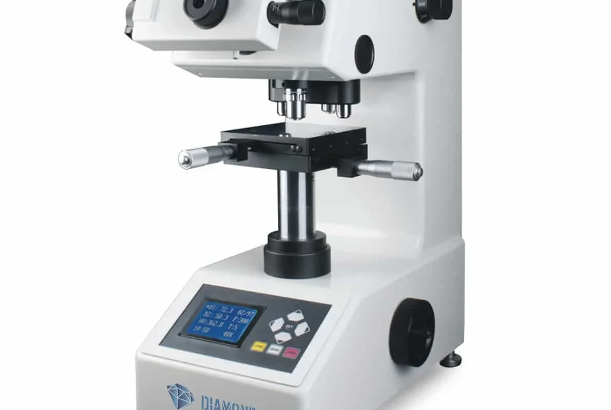 การทดสอบด้วยเครื่องทดสอบความแข็งจุลภาค (Vicker Microhardness Tester)